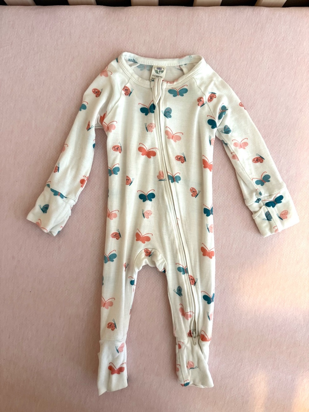 Larkspur Baby Company Baby Girl Bamboo Butterfly-Print Zip One-Piece Pajama- EUC